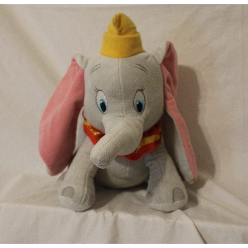 Kohl’s Cares plush Disney Dumbo stuffed animal NWOT